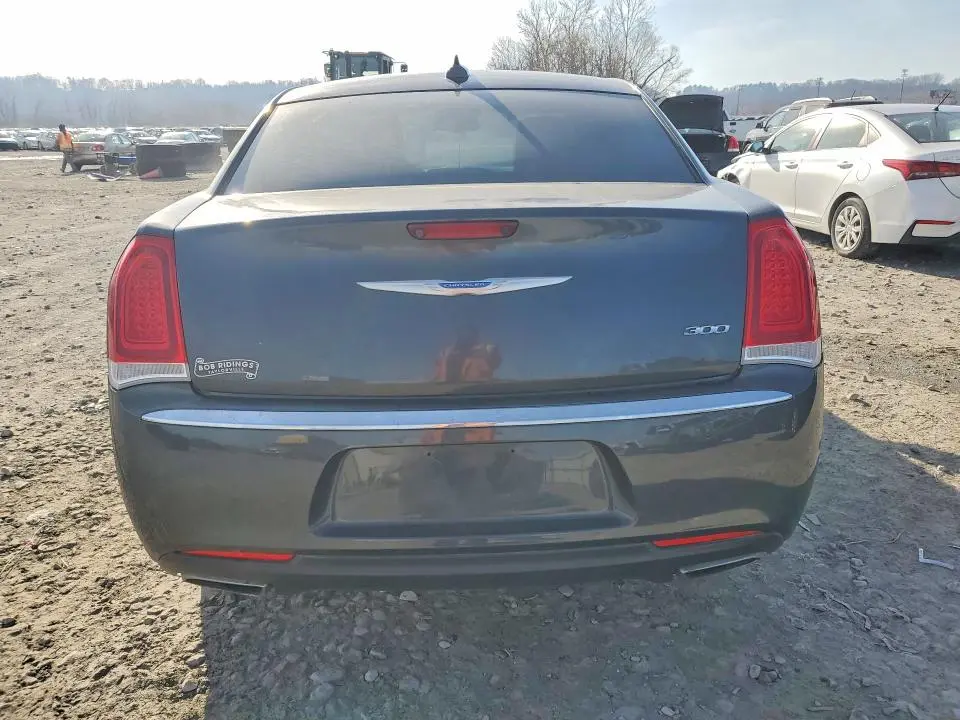 2018 CHRYSLER 300 TOURING  