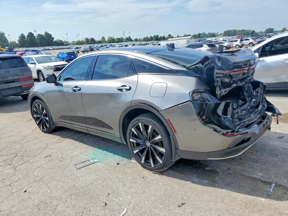 2024 TOYOTA CROWN PLATINUM  