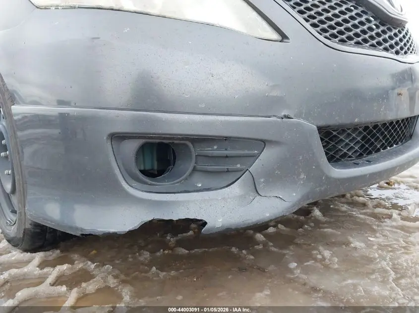 2010 TOYOTA CAMRY SE