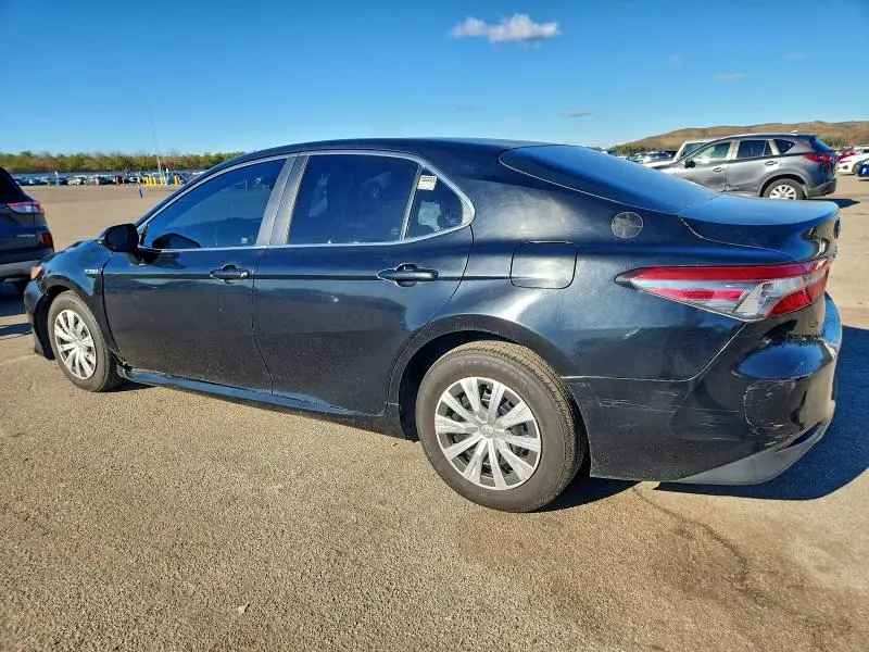 2018 TOYOTA CAMRY LE  