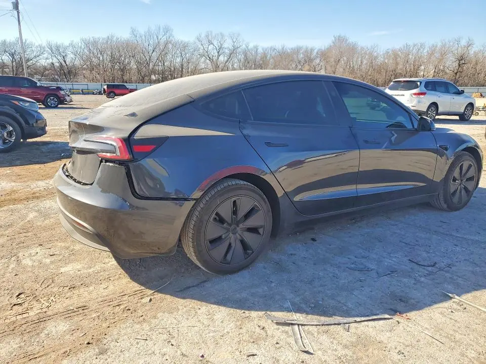 2025 TESLA MODEL 3   