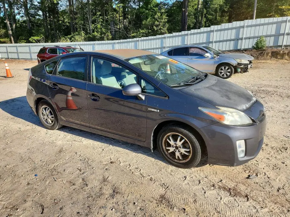 2010 TOYOTA PRIUS IV  