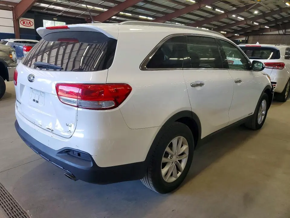 2016 KIA SORENTO LX V6  