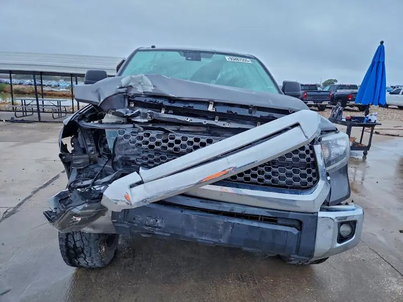 2018 TOYOTA TUNDRA DOUBLE CAB SR  