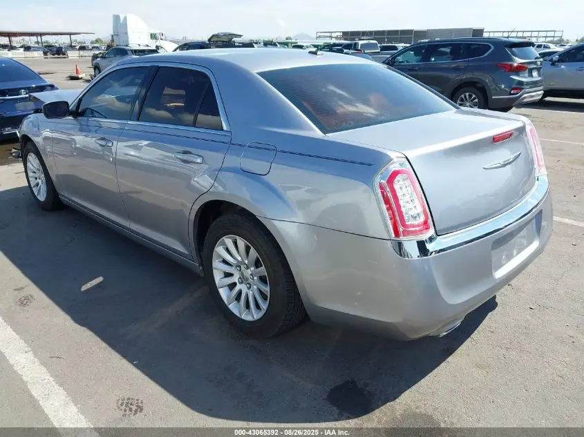2013 CHRYSLER 300 MOTOWN