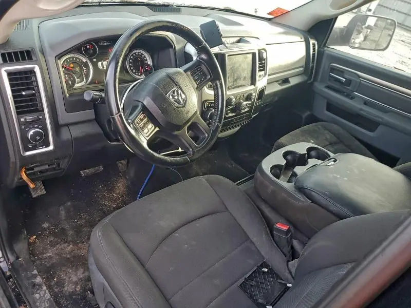 2019 RAM 1500 CLASSIC SLT  