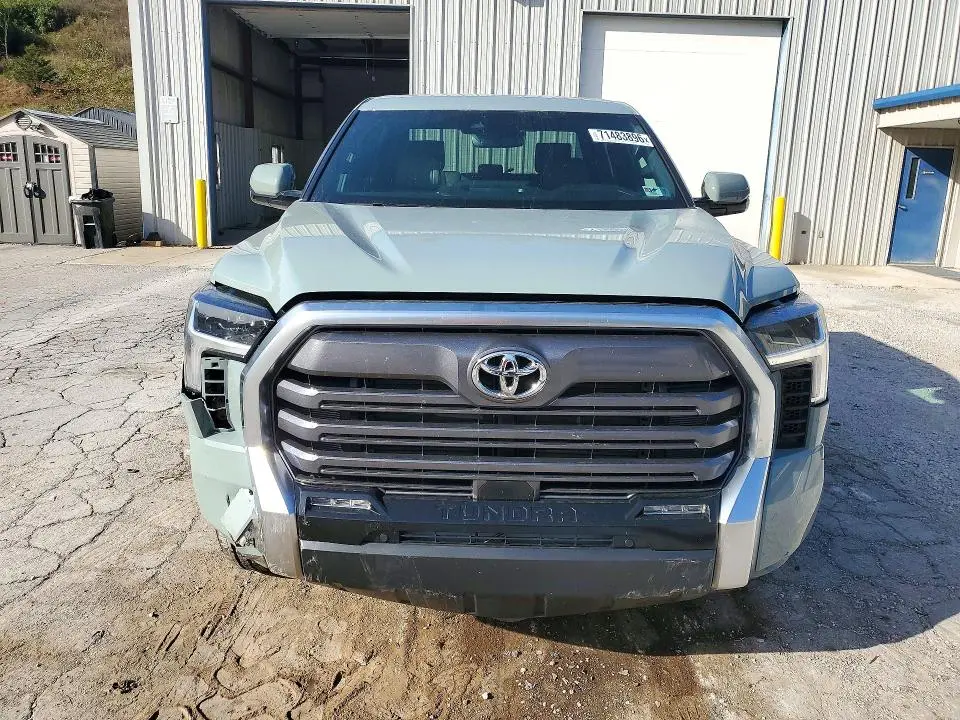 2026 TOYOTA TUNDRA CREWMAX LIMITED  