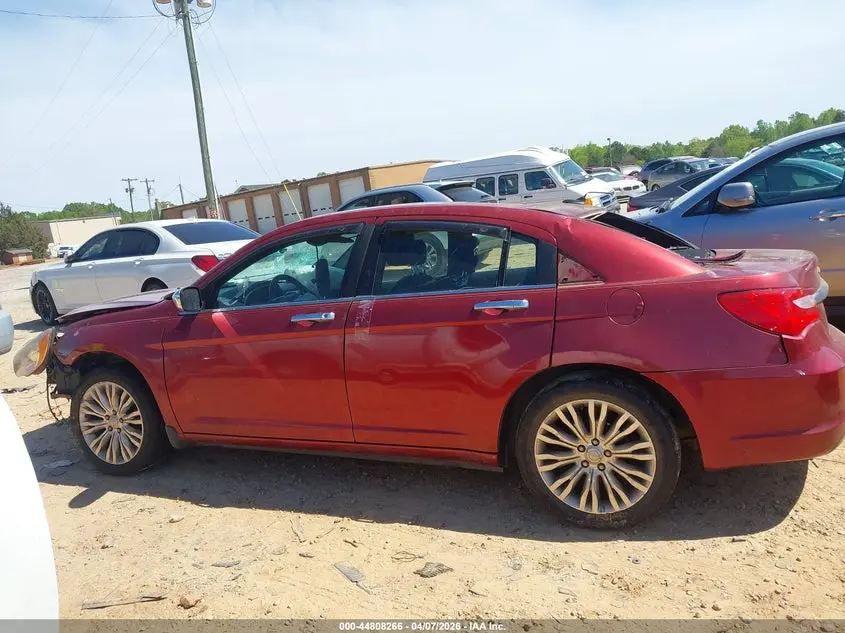 2011 CHRYSLER 200 LIMITED