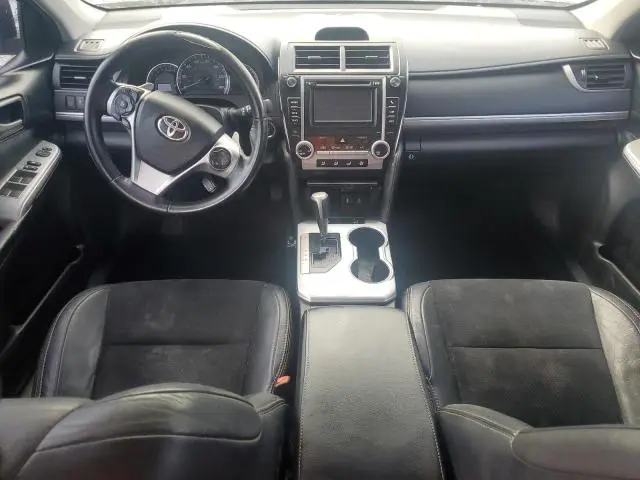 2014 TOYOTA CAMRY SE V6  