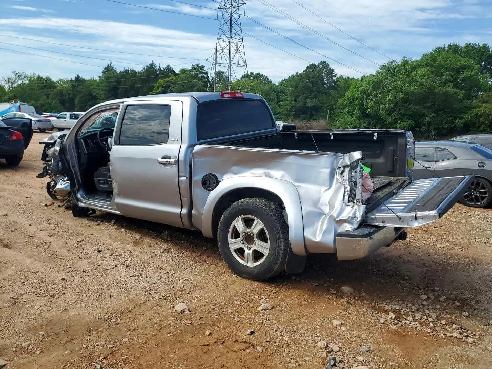 2013 TOYOTA TUNDRA CREWMAX SR5  