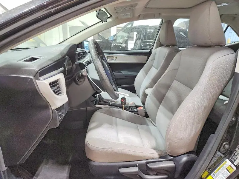 2016 TOYOTA COROLLA LE PLUS  
