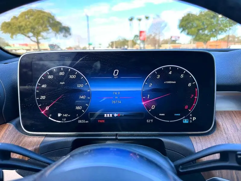 2023 MERCEDES-BENZ C 300  