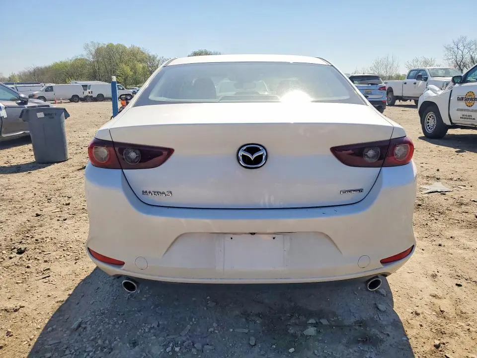 2022 MAZDA 3 PREFERRED  
