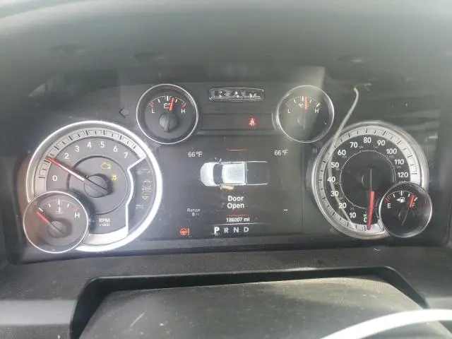 2019 RAM 1500 CLASSIC SLT  