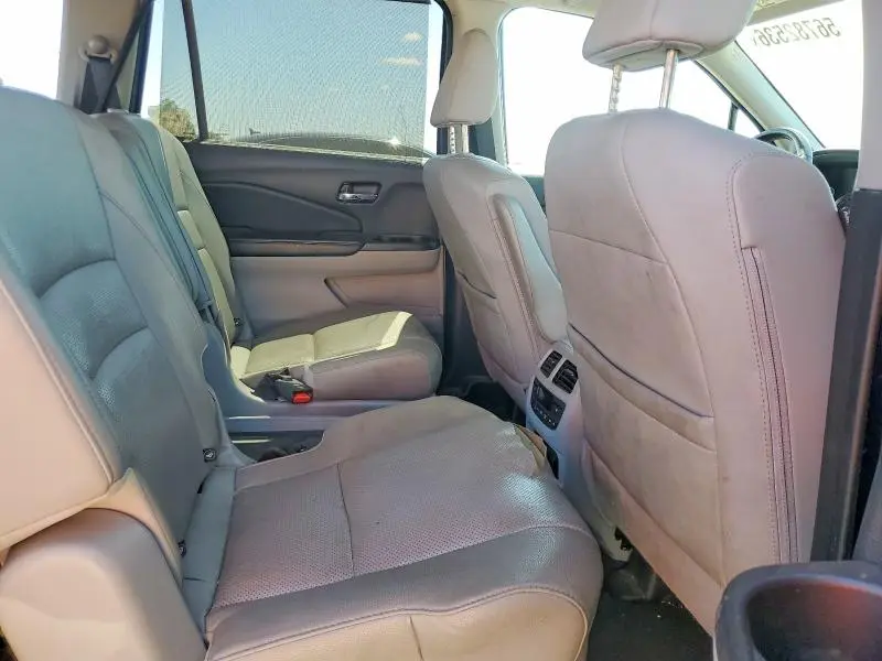2017 HONDA PILOT ELITE  