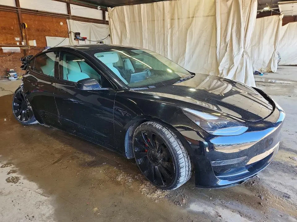 2021 TESLA MODEL 3   