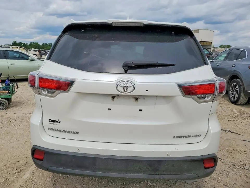 2015 TOYOTA HIGHLANDER LIMITED PLATINUM  