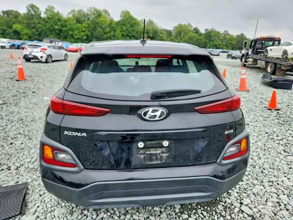 2019 HYUNDAI KONA SE  