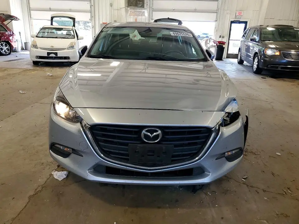 2017 MAZDA 3 TOURING  