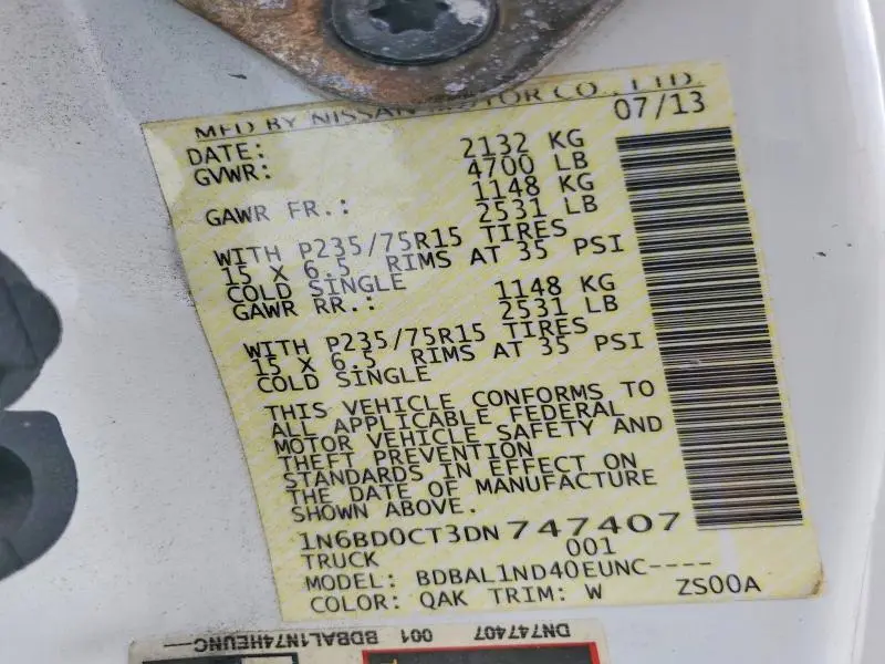 2013 NISSAN FRONTIER S  