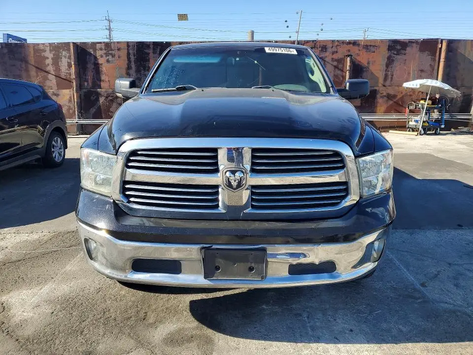 2013 RAM 1500 SLT  