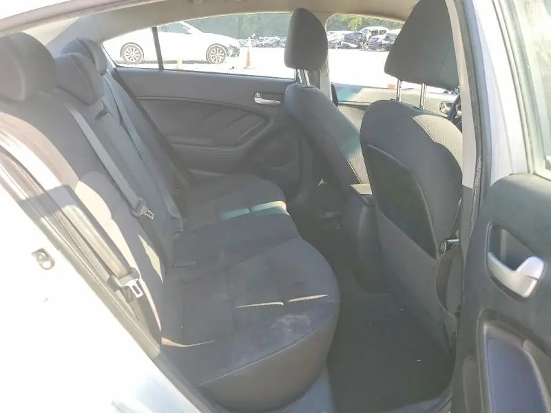 2018 KIA FORTE LX  