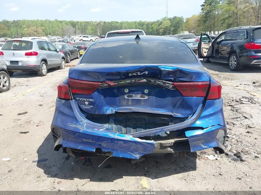 2024 KIA FORTE LXS