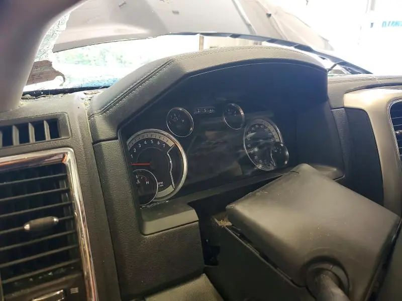 2016 RAM 1500 LARAMIE  
