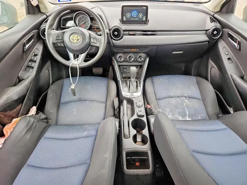 2017 TOYOTA YARIS IA BASE  