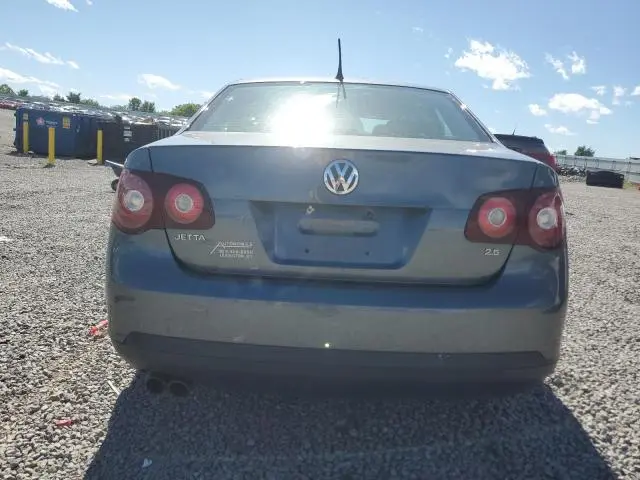 2010 VOLKSWAGEN JETTA SE  
