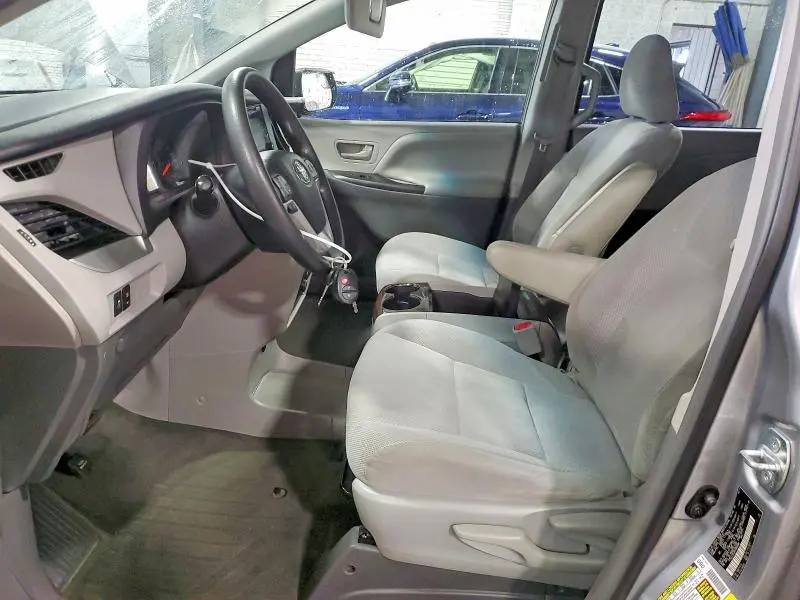 2017 TOYOTA SIENNA L 7-PASSENGER  
