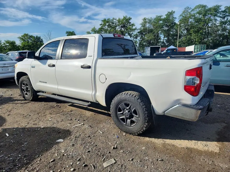 2014 TOYOTA TUNDRA CREWMAX SR5  