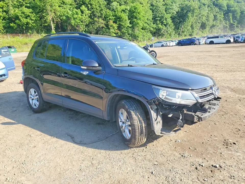 2017 VOLKSWAGEN TIGUAN S  