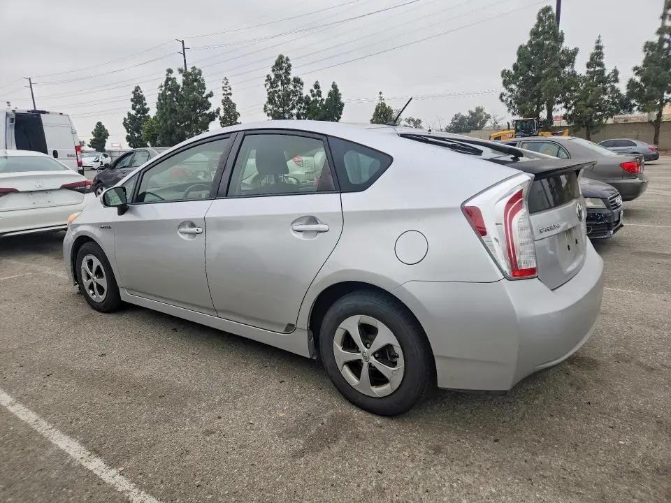 2013 TOYOTA PRIUS TWO  