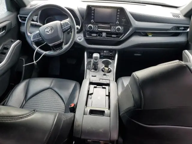 2021 TOYOTA HIGHLANDER XSE  