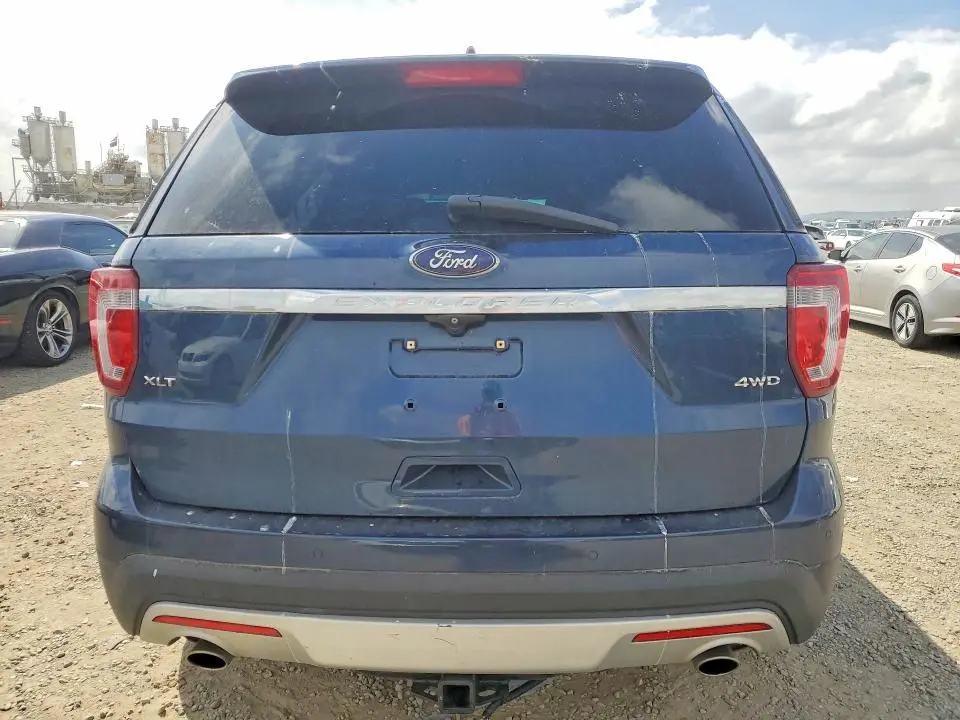 2017 FORD EXPLORER XLT  