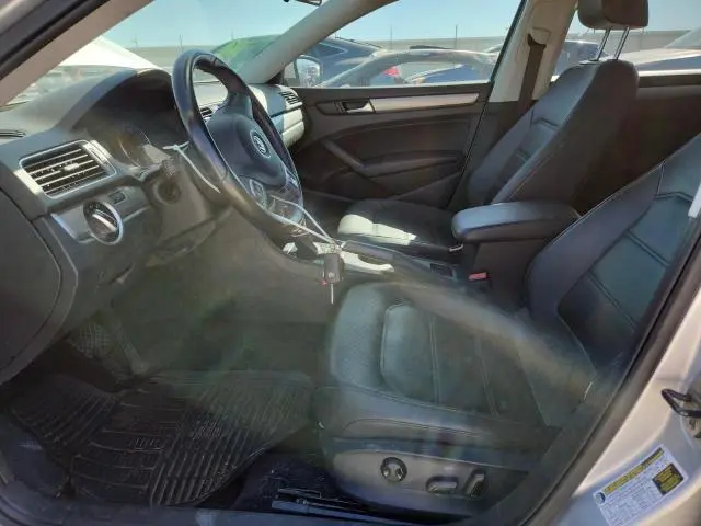 2014 VOLKSWAGEN PASSAT S  