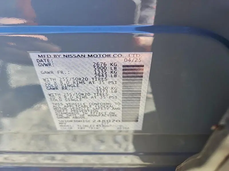 2025 NISSAN PATHFINDER PLATINUM  