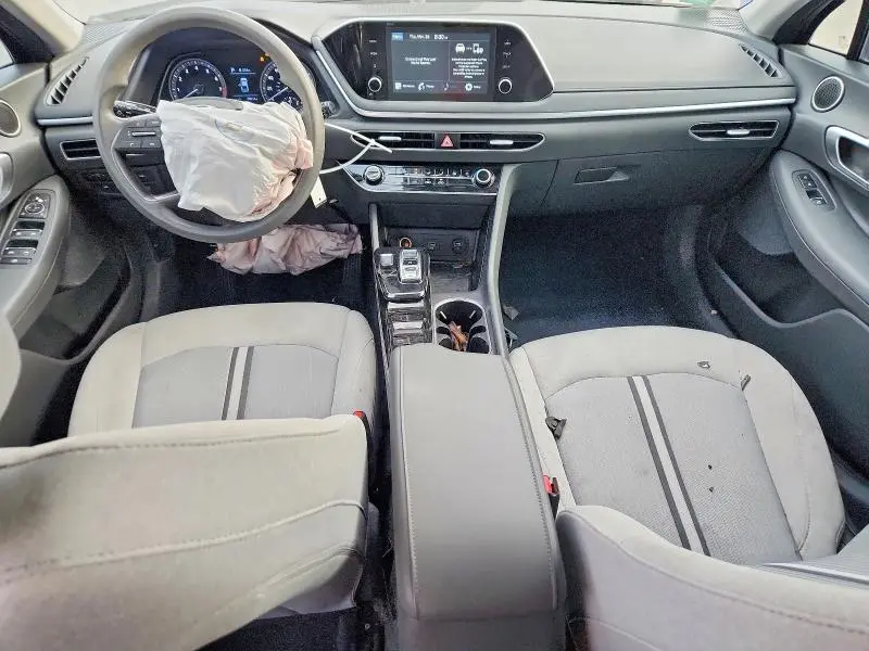 2020 HYUNDAI SONATA SE  