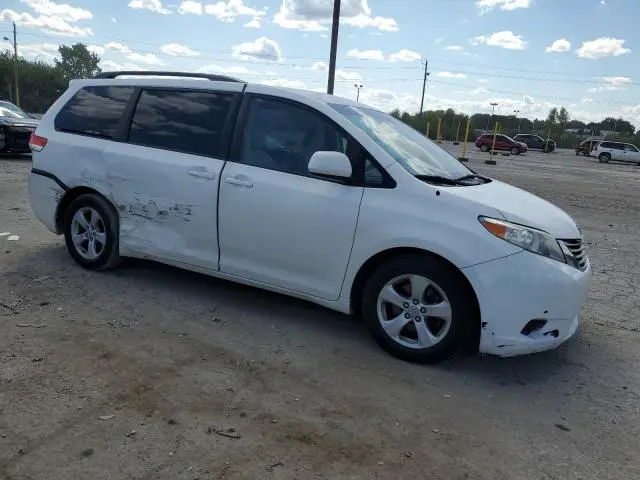 2011 TOYOTA SIENNA LE  