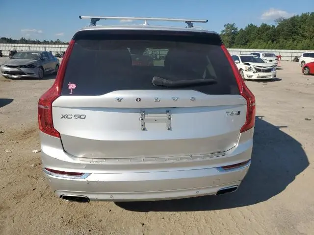 2017 VOLVO XC90 T6