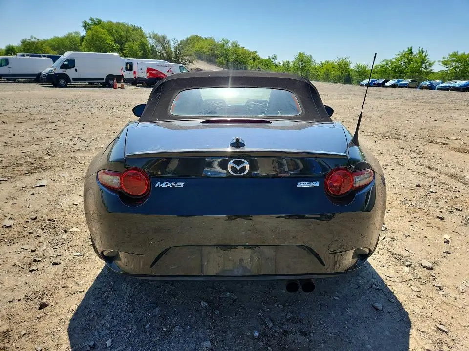 2017 MAZDA MX-5 MIATA CLUB  