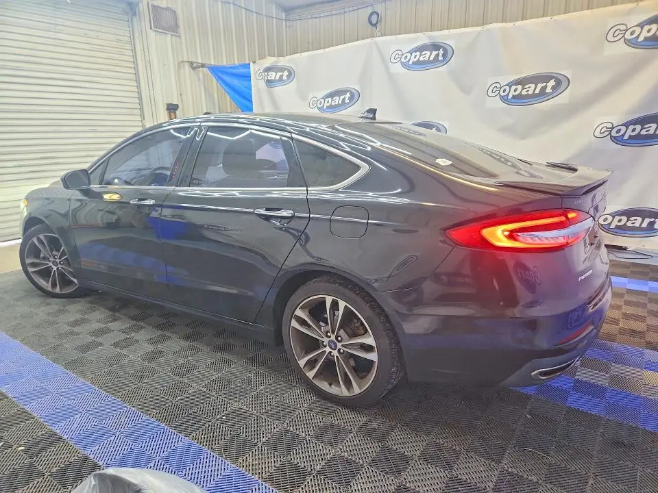 2019 FORD FUSION TITANIUM  