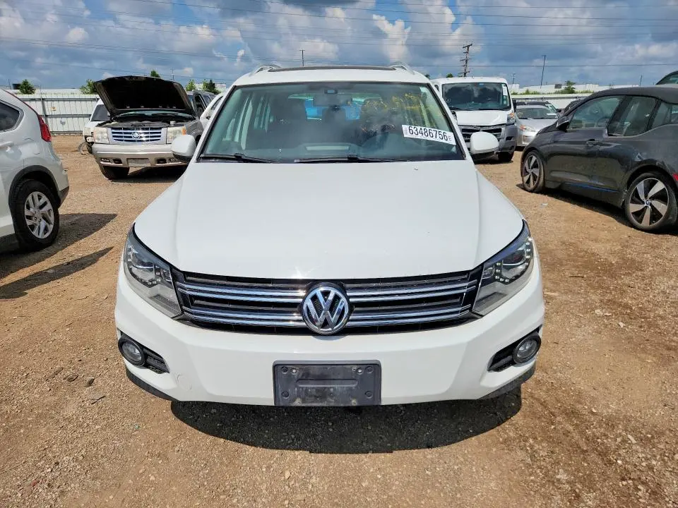 2016 VOLKSWAGEN TIGUAN S  
