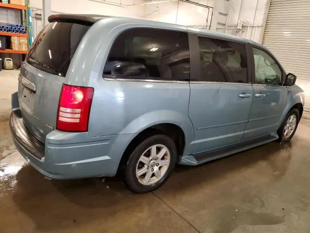 2010 CHRYSLER TOWN & COUNTRY LX  