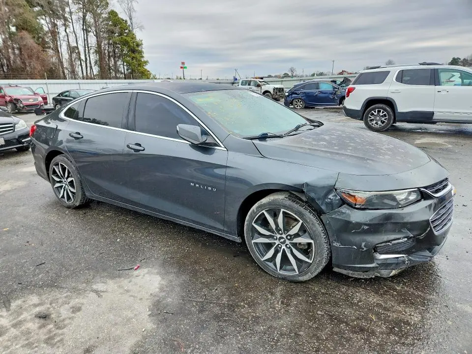 2017 CHEVROLET MALIBU LT  