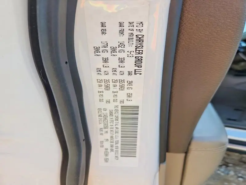 2013 DODGE DURANGO SXT  