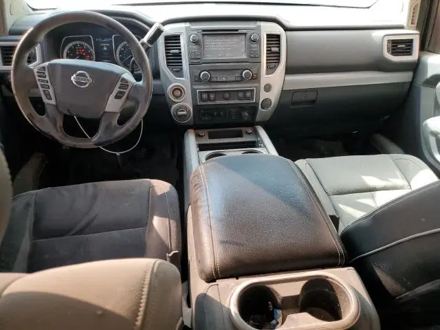 2017 NISSAN TITAN PRO -4X