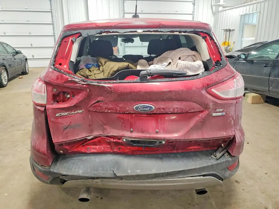 2016 FORD ESCAPE SE  