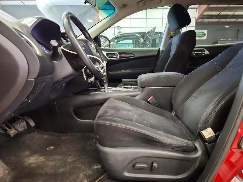 2014 NISSAN PATHFINDER SV  